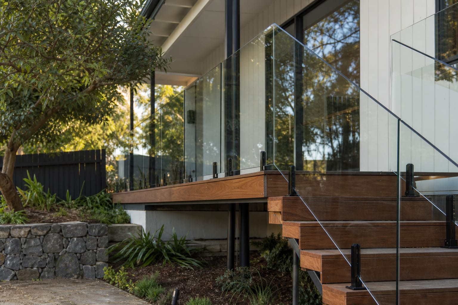 Exterior glass balustrade on deck